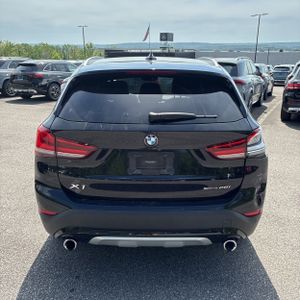 BMW X1 SDRIVE28I - 7