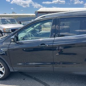 FORD ESCAPE TITANIUM - 4