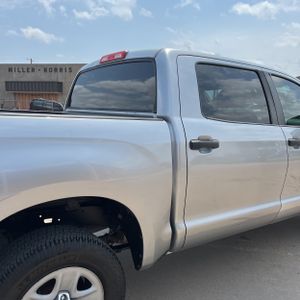 TOYOTA TUNDRA - 9