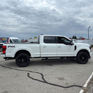 FORD F-250 SUPER DUTY LARIAT - 10