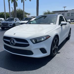صورة 1 لـ 2022 Mercedes-BENZ A-CLASS