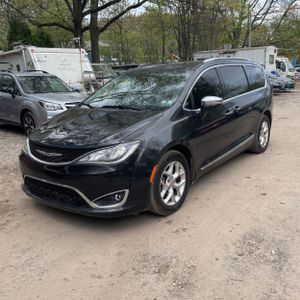 CHRYSLER PACIFICA LIMITED - 1