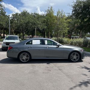 2019 Mercedes-BENZ E-CLASS — фото 10
