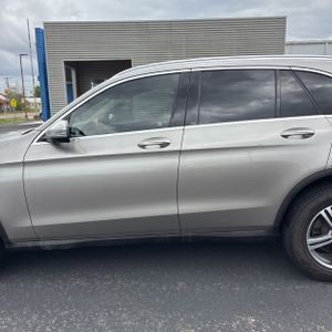 MERCEDES-BENZ GLC - 4