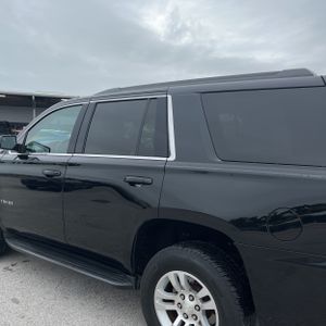 Chevrolet Tahoe LS - 6