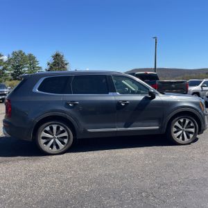KIA TELLURIDE EX - 10