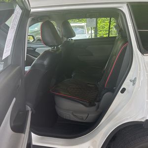 2023 Toyota HIGHLANDER LE — миниатюра 34