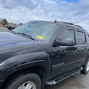 CHEVROLET AVALANCHE LT BLACK DIAMOND - 2