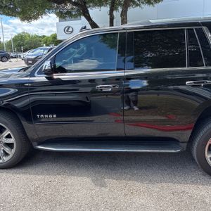 CHEVROLET TAHOE PREMIER - 4