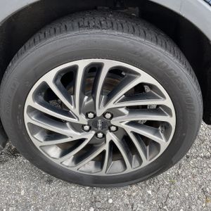 2019 Lincoln NAUTILUS RESERVE 缩略图 18