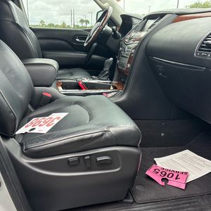 2019 Infiniti QX80 LUXE — фото 32