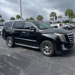 CADILLAC ESCALADE LUXURY - 10