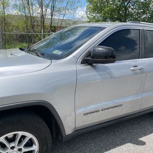 JEEP GRAND CHEROKEE LAREDO E - 2