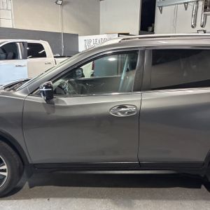 NISSAN ROGUE SV - 4