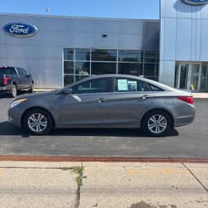 2013 Hyundai SONATA GLS 照片 3