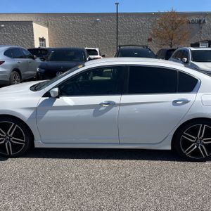 HONDA ACCORD SPORT W/HONDA SENSING - 4