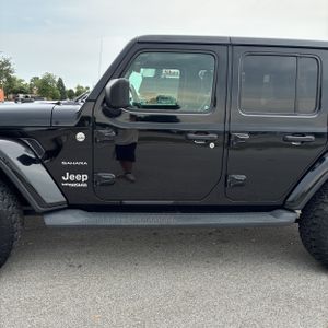 2018 JEEP WRANGLER UNLIMITED SAHARA — фото 4