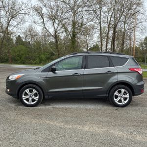 FORD ESCAPE SE - 3