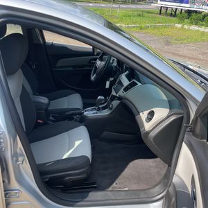 2011 Chevrolet CRUZE LS — миниатюра 32