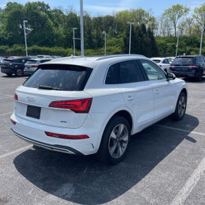 AUDI Q5 QUATTRO PREMIUM 40 TFSI - 8