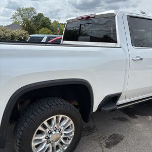 CHEVROLET SILVERADO 2500HD HIGH COUNTRY - 9