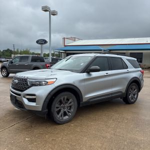 FORD EXPLORER XLT - 1