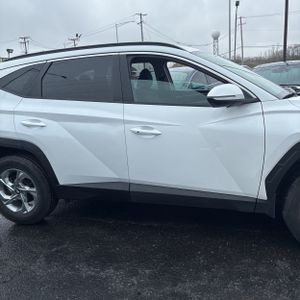 HYUNDAI TUCSON SEL - 10
