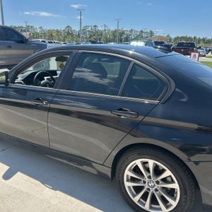 BMW 3 SERIES 320I - 6