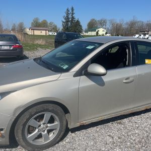 CHEVROLET CRUZE 1LT AUTO - 2