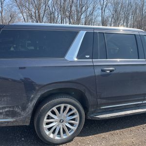 CADILLAC ESCALADE ESV LUXURY - 9