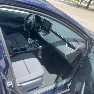 2026 Toyota COROLLA LE thumbnail 30
