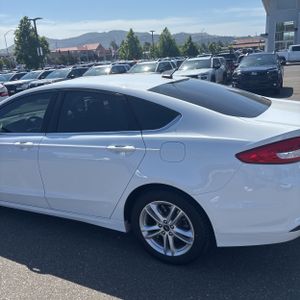 FORD FUSION SE - 6
