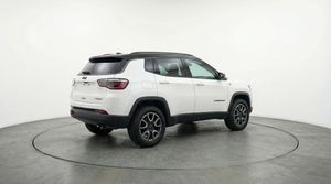 صورة 7 لـ 2025 JEEP COMPASS TRAILHAWK