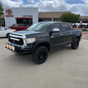 TOYOTA TUNDRA - 1