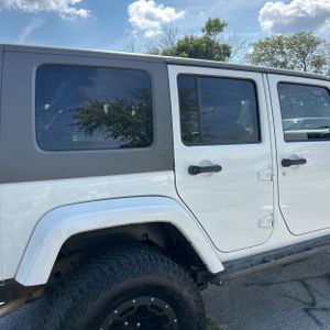 صورة 8 لـ 2010 JEEP WRANGLER UNLIMITED SAHARA