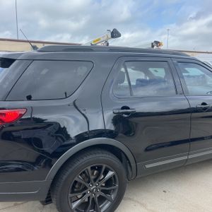 FORD EXPLORER XLT - 9