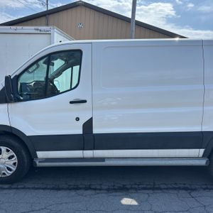 FORD TRANSIT 250 - 4