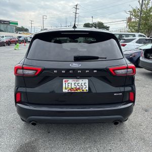 صورة 7 لـ 2023 FORD ESCAPE ST-LINE