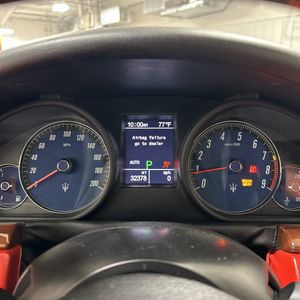صورة مصغرة 38 لـ 2008 Maserati GRANTURISMO BASE