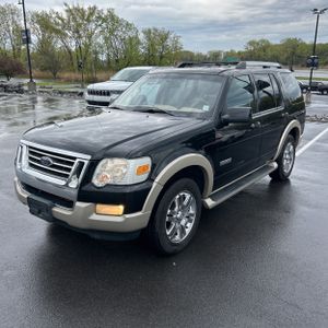 FORD EXPLORER EDDIE BAUER - 1