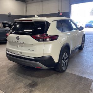NISSAN ROGUE SV - 8