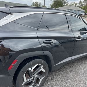 HYUNDAI TUCSON LIMITED - 9