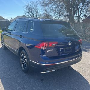 VOLKSWAGEN TIGUAN SE 4MOTION - 5