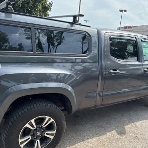 صورة 8 لـ 2017 Toyota TACOMA TRD SPORT