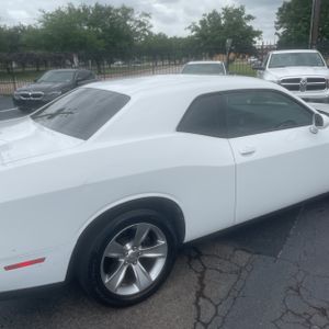 DODGE CHALLENGER SXT - 9