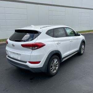 HYUNDAI TUCSON SEL - 8