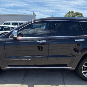 JEEP GRAND CHEROKEE SUMMIT - 4