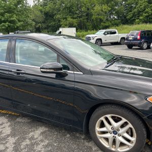 صورة مصغرة 13 لـ 2016 FORD FUSION SE