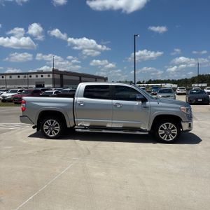 صورة 10 لـ 2019 Toyota TUNDRA 1794 EDITION
