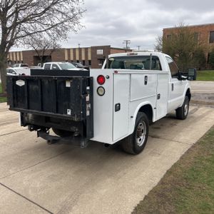 FORD F-250 SUPER DUTY XL - 8